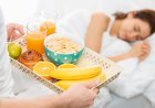 Munching A Bedtime Snack Improves Your Health