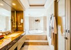 Bathroom Designers: Transforming Ordinary Spaces into Luxurious Retreats